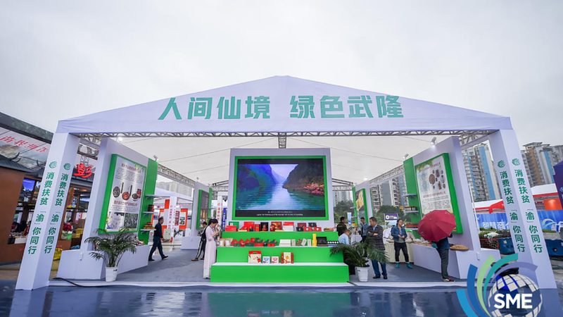 在平面设计中，软件的选择至关重要。根据用途的不同，设计软件可以分为以下几类：